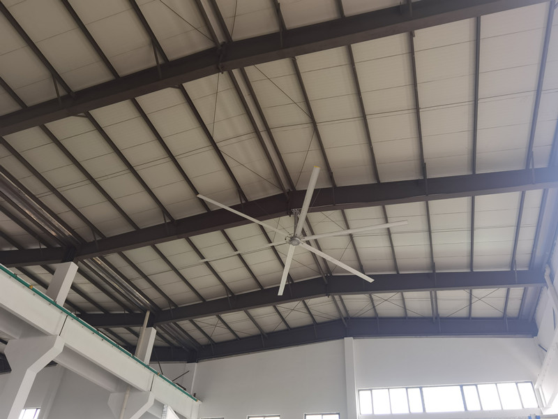 Large HVLS Industrial Ceiling Fan for Warehouse